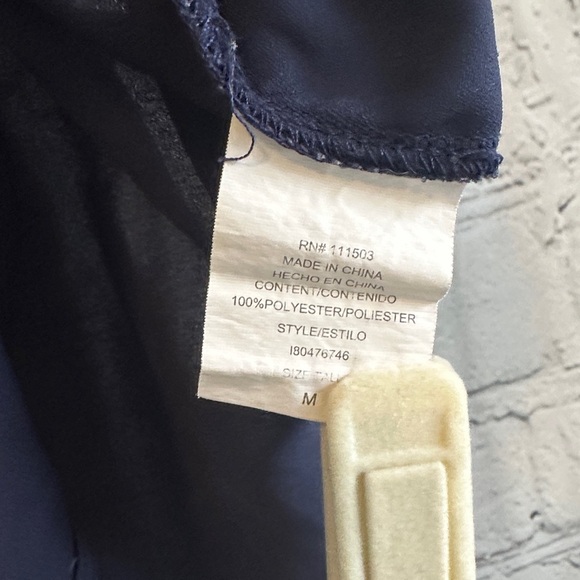 Lily White Navy Tank Top - Picture 4 of 5